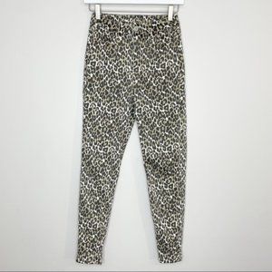 𝅺AMERICAN Eagle Leopard Jeggings Size 0 Short